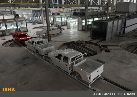 درصورت تخطی خودروسازان از دستورالعمل شورا، به موضوع تعرفه‌های وارداتی ورود می‌کنیم